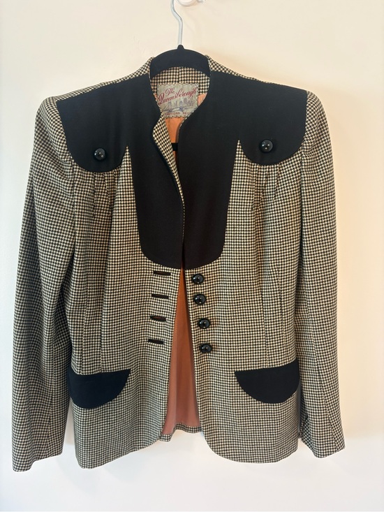 Jackets & Blazers - Vintage 1960s/70s The Queensborough Houndstooth Wool Blend Blazer Jacket